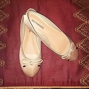 Women No Parking Satin Ballerina Flata